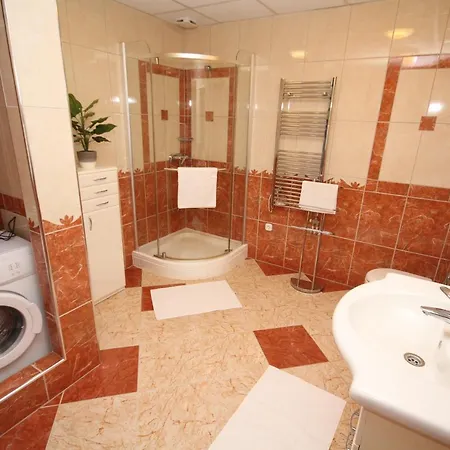 Astra Apartment
